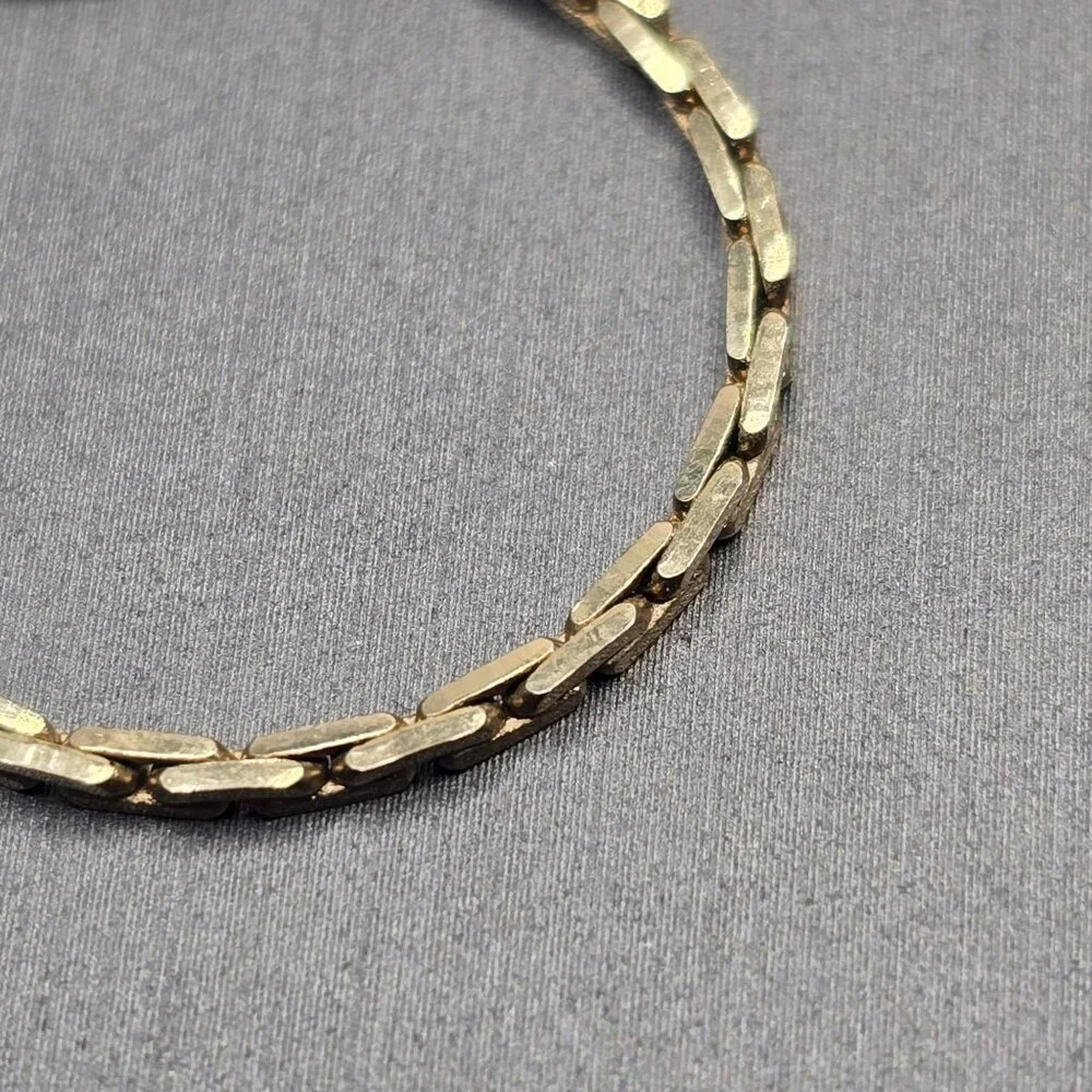 VTG Gold Tone Mini Heart Locket Bracelet 6.5" Sentimental Charm Jewelry - Picture 4 of 11
